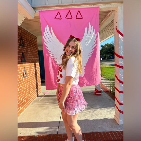 Meet your Posher, Niya - Picture 4 of 5